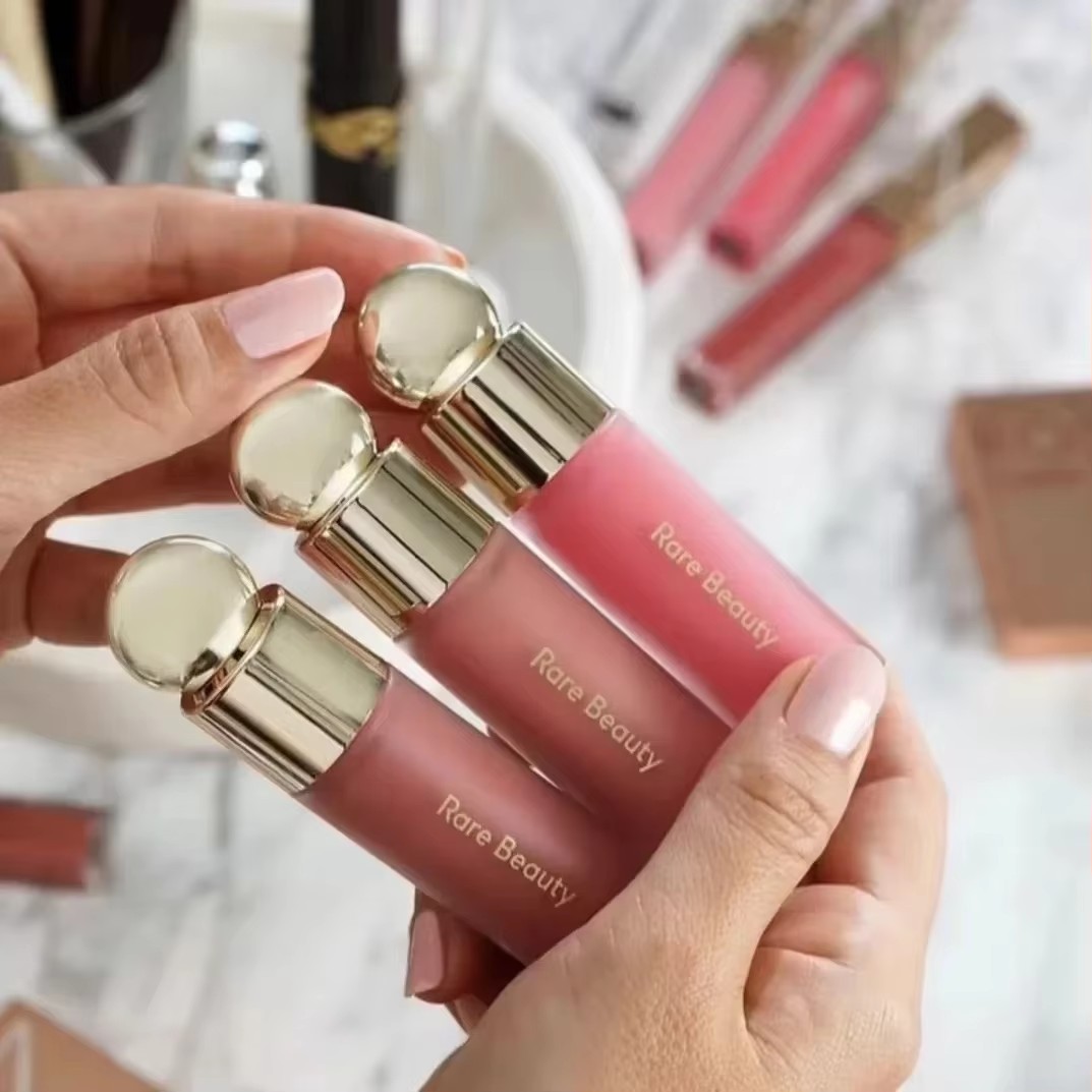 Rare Beauty Soft Pinch Liquid  - огляд і ціна Rare Beauty Makeup Kit