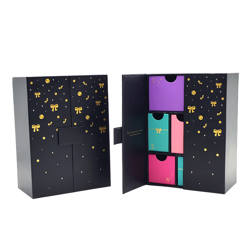 custom.2025 New Beauty Calenda - огляд і ціна Beauty Makeup Advent Calendar