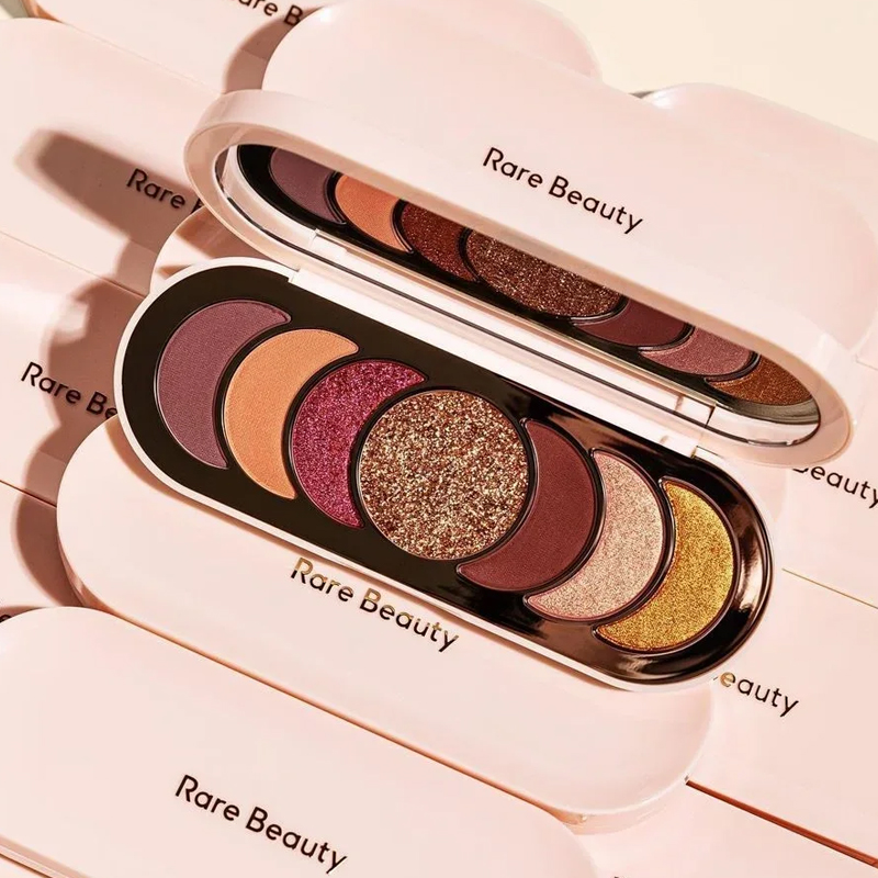 Hot Brand Rare Beauty 8-colors - огляд і ціна Rare Beauty Makeup Kit