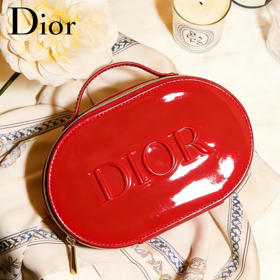 Dior Dior’s Bag Luxury Glossy  - огляд і ціна Beauty Makeup Dior