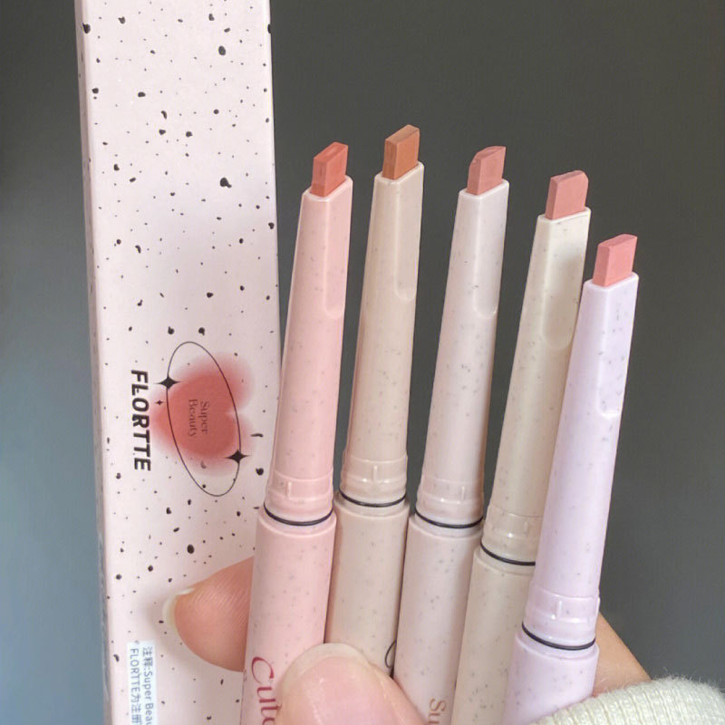 FLORTTE Weird Melia Series Lip - огляд і ціна Lip Liner Pencil