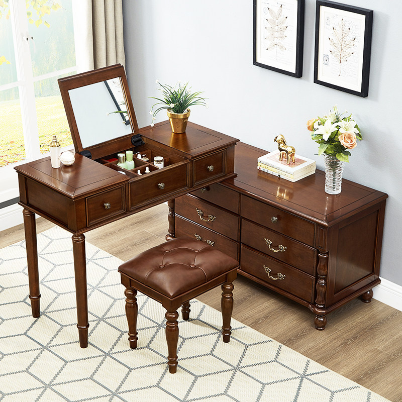 Modern Vintage Dressing Table  - огляд і ціна Beauty Without Makeup