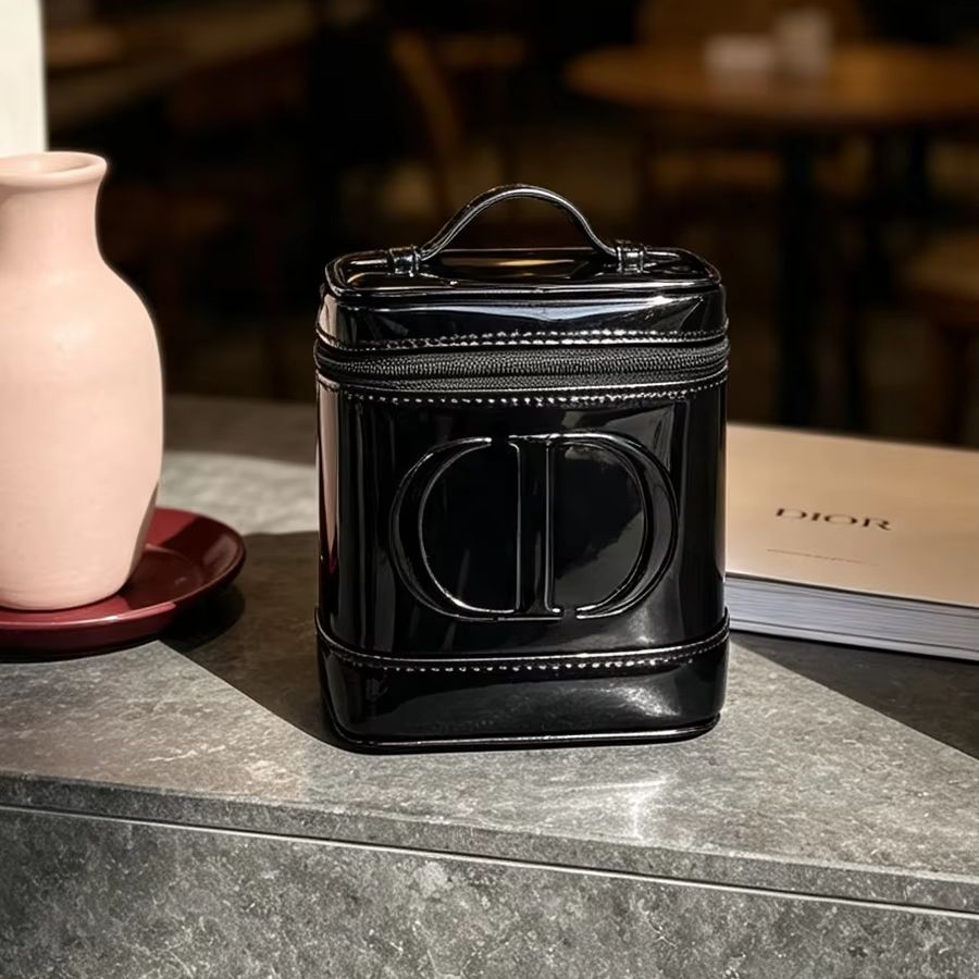 DIORs bag Black Mesh Women Bag - огляд і ціна Beauty Makeup Dior