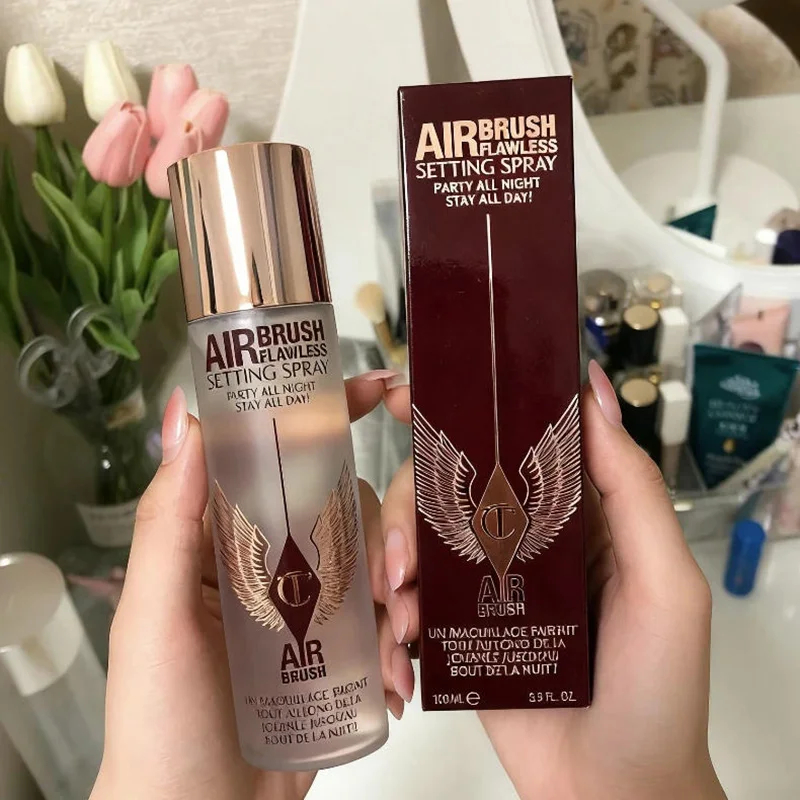 Charlotte Tilbury Eyeshadow Pi - огляд і ціна Rare Beauty Makeup Kit