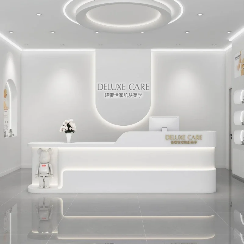 Makeup Desk Modern Beauty Inst - огляд і ціна Beauty Makeup Institute